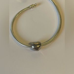 PANDORA CHAMILIA ALE STERLING SILVER 925 HEART DANGLE CHARM